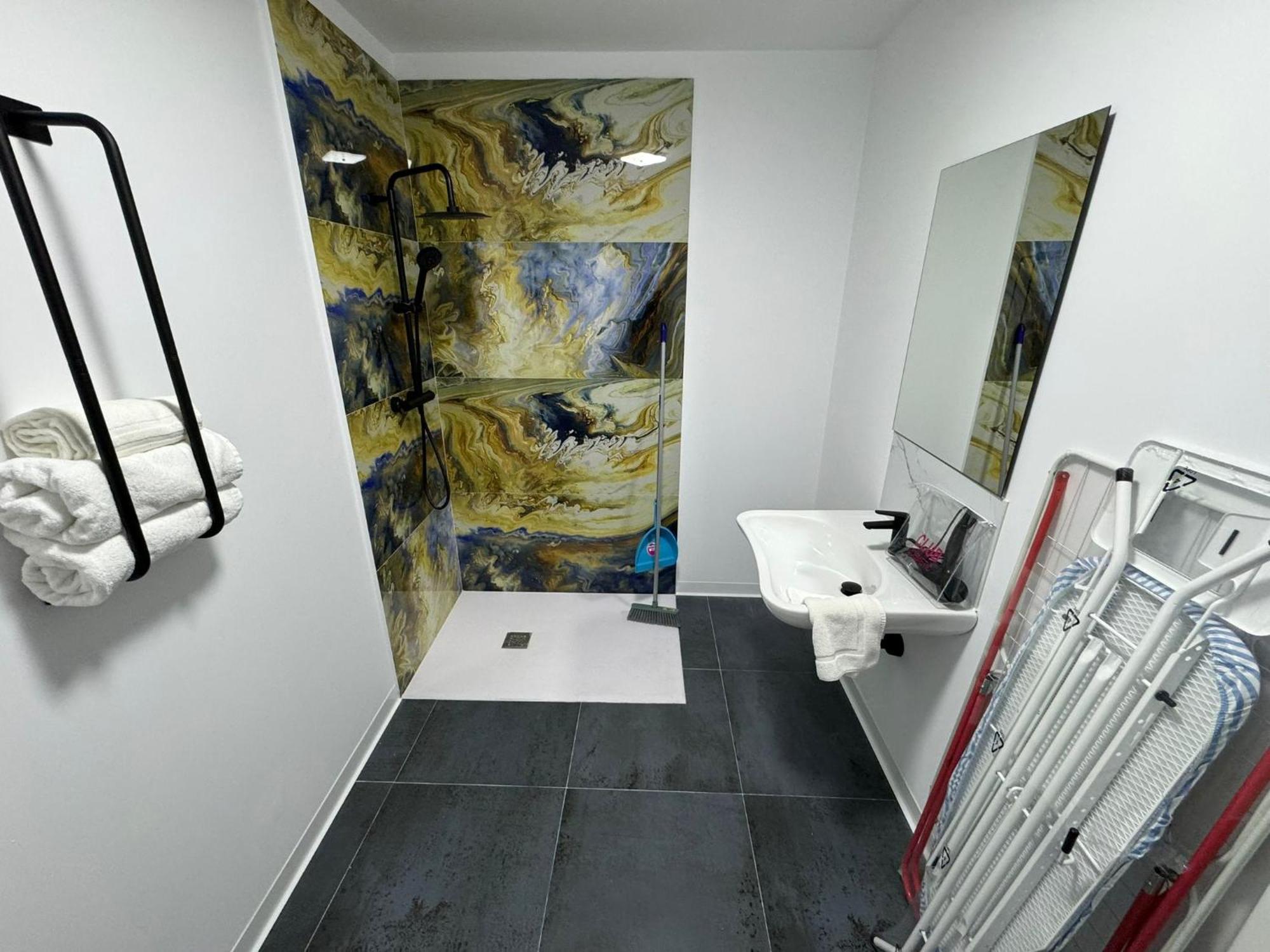 Ynfinity Aparthotel Valencia Kültér fotó
